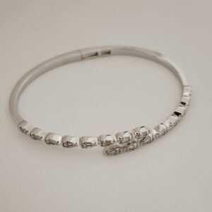 Bracelete em Ródio Zircônias Cravejadas